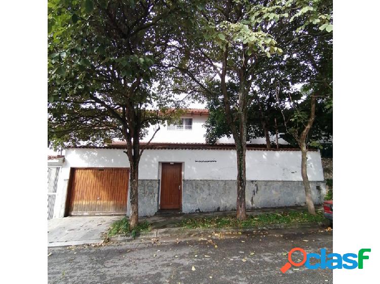 Vendo casa 290m2 4h/4b/1b Los Chorros 4939