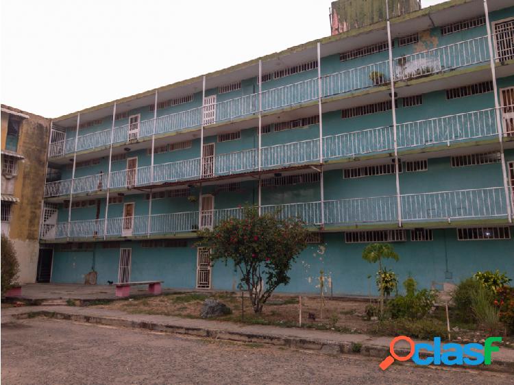 Apartamento Cómodo en Caña de Azucar, Maracay