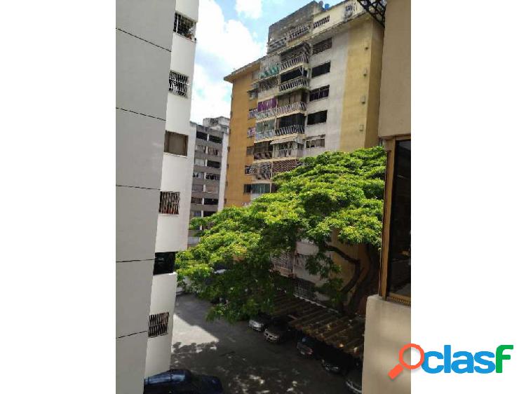 Vendo apto 130m2 4h/3b/1p Los Palos Grandes 1112