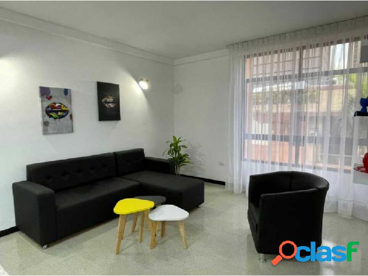 Apartamento ejecutivo en alquiler en Los Palos Grandes,