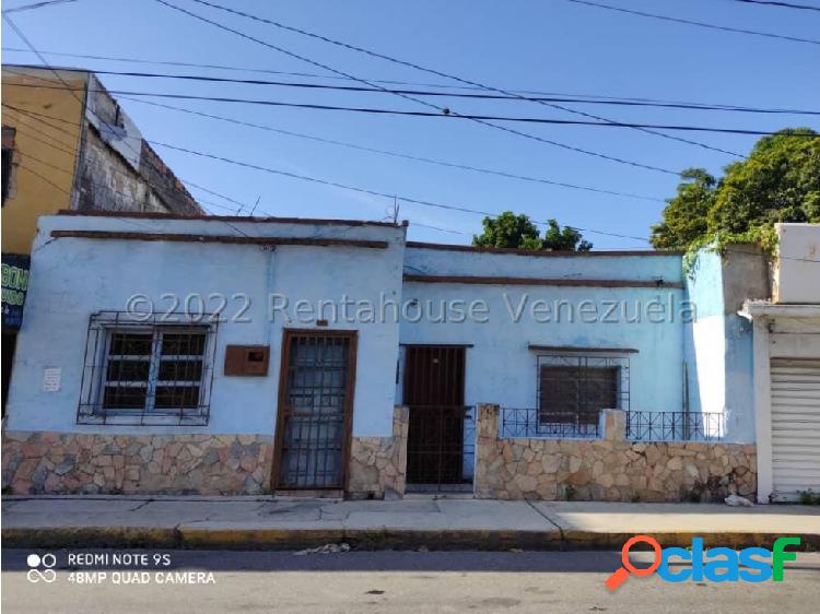 Casa en Venta Centro de Barquisimeto 22-15934 EA