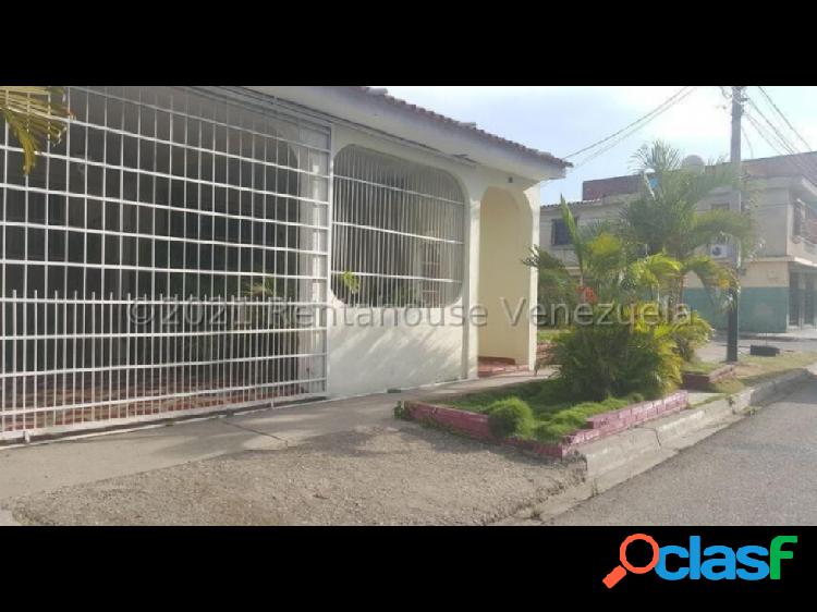 Casa en Venta en las Lomas de Funval MR-5068060