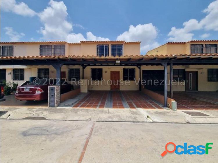 Casa en venta Este de Barquisimeto. 22-24575 AS