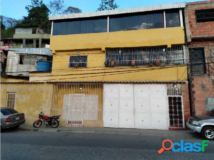 Se Vende Casa 330m2 3h+s/3b/4pe F Mariche