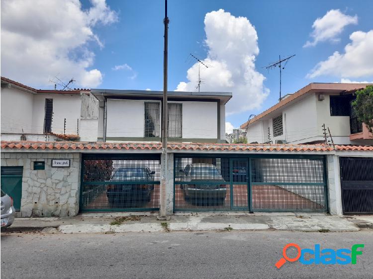 Vendo casa 378m2 5h/5b/5p La Trinidad 7560