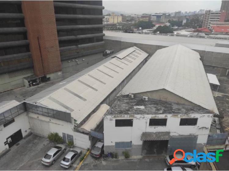 Vendo galpón 1700m2 Boleíta Sur 5071