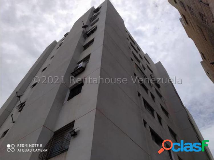 Apartamento en Venta Zona Oeste Barquisimeto 22-7084 jrh