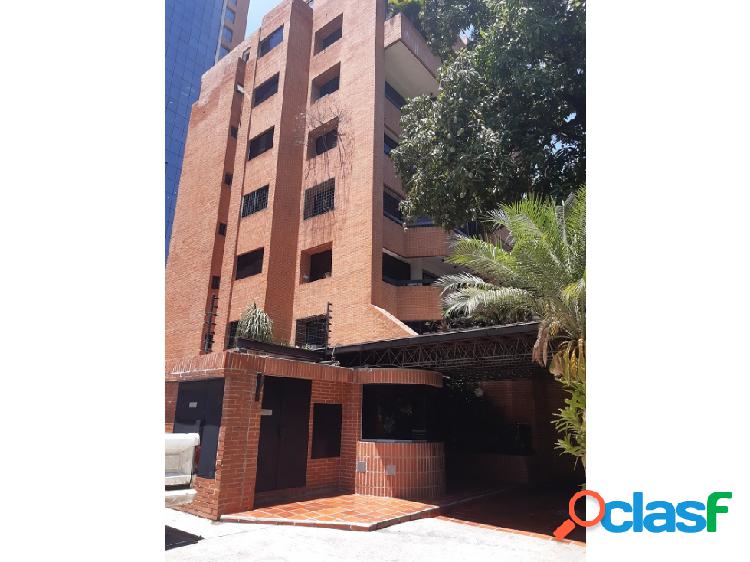 Venta Amplio Apartamento en Campo Alegre, la mejor zona de