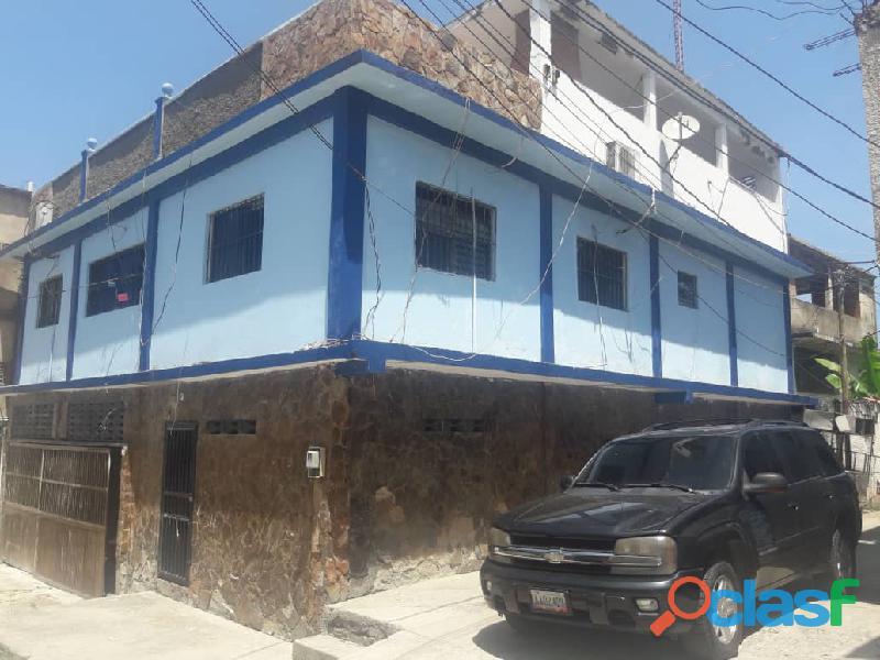 Venta de casa en Camurí Grande