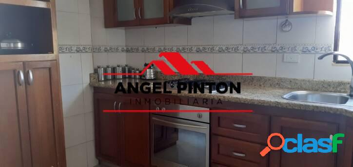 APARTAMENTO VENTA AV EL MILAGRO CON LA LAGO, DOÑA