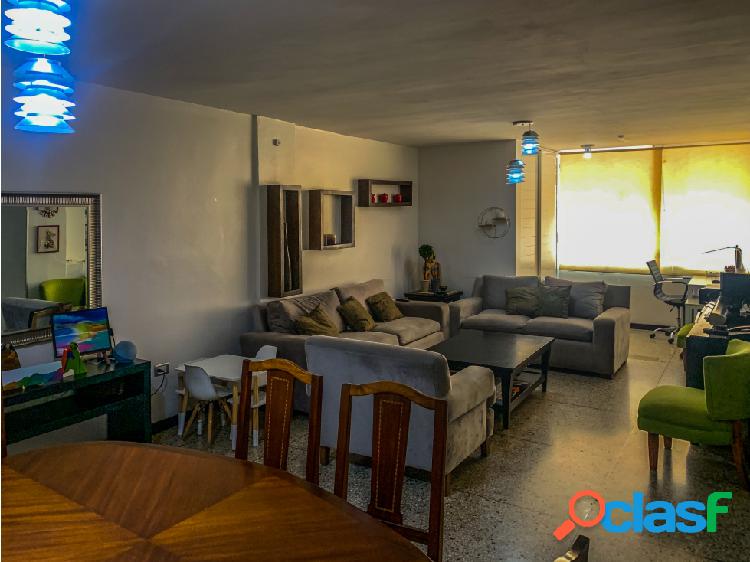 Apartamento, Res. Del Este