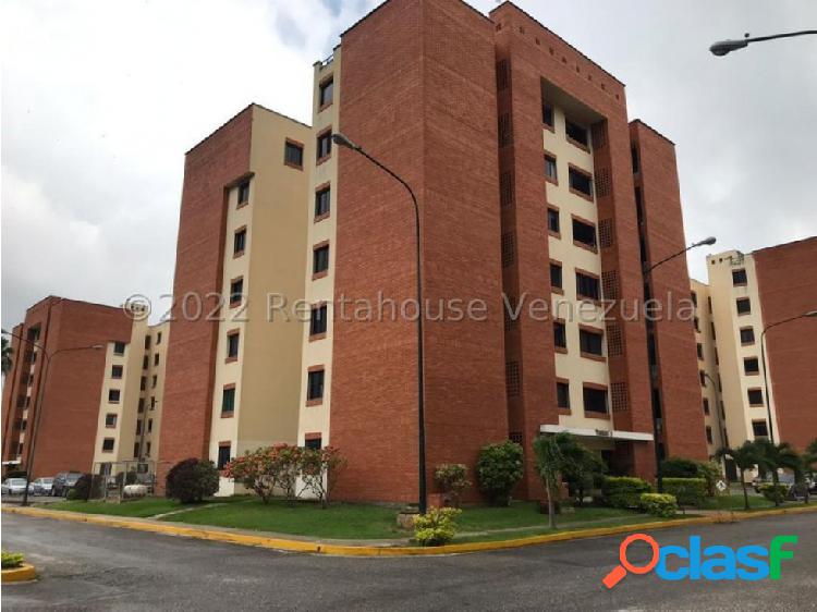 Apartamento en Alquiler Este de Barquisimeto. 22-25606 AS-1