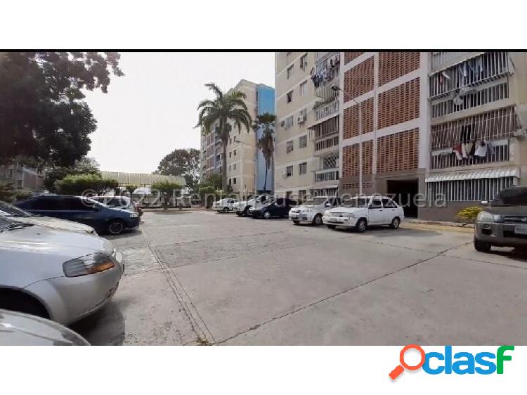 Apartamento en Alquiler centro de Barquisimeto. 22-25591