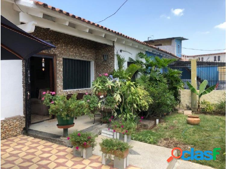 CASA EN VENTA URB LA CONCORDIA