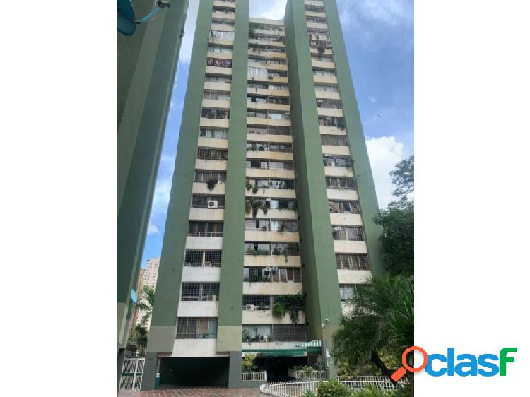 COMODO APARTAMENTO EN CONJUNTO RESIDENCIAL EN EL PARAISO