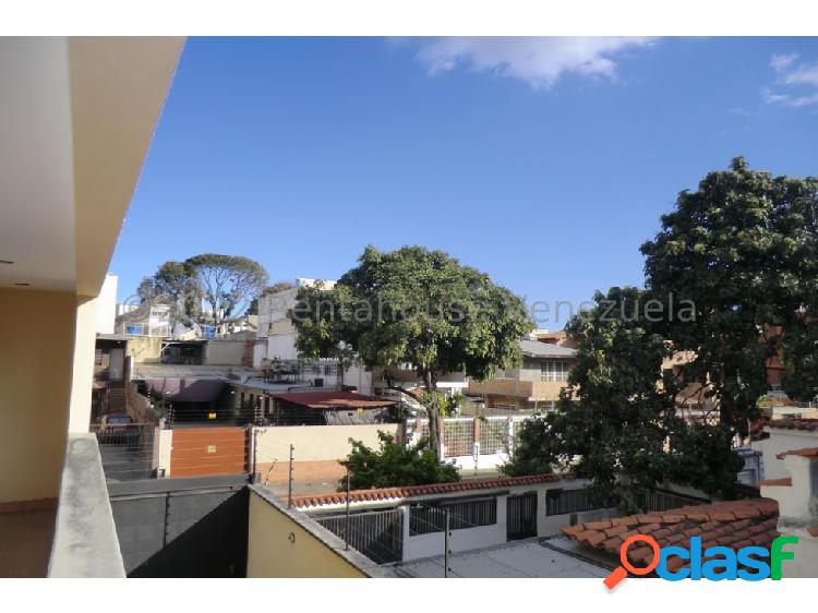 Casa en venta en La Floresta 22-22891 Caro Fermoso