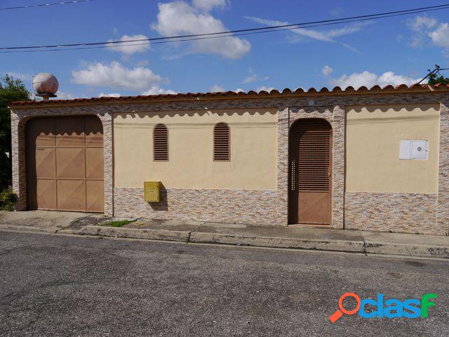 Se VENDE Casa en Atapaima, Cabudare- RAH: 22-23797