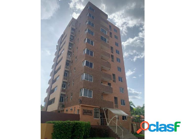 Se Vende Apartamento en Urb Agua Blanca