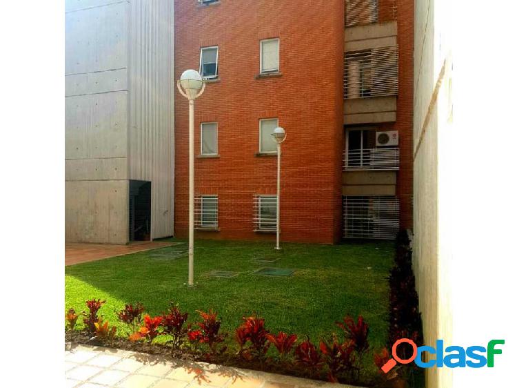 Vendo apto 128m2 3h/2b/2p Lomas del Sol 4625