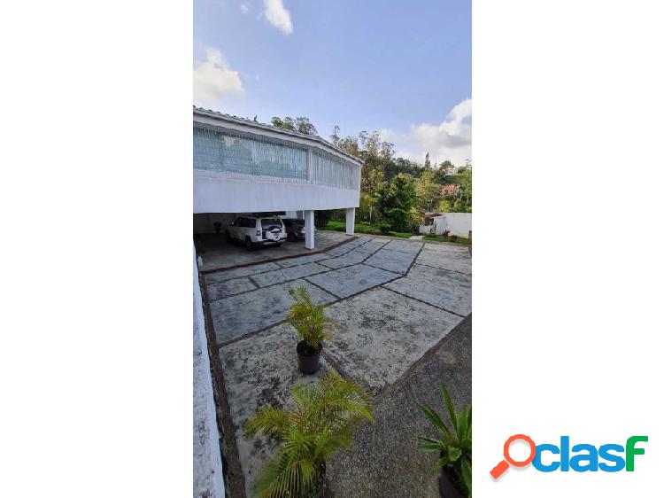 Venta casa 738m2 5h/8b/6p La Unión 5459