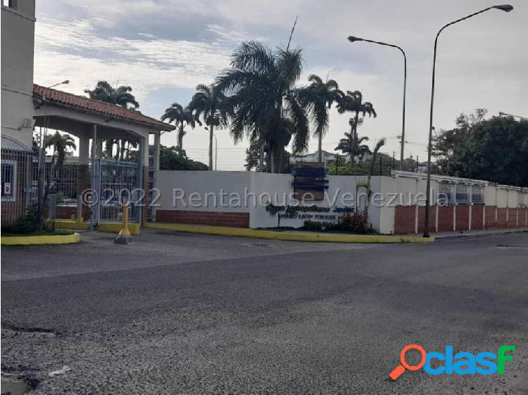 Apartamento en venta oeste Barquisimeto 22-26518 EA