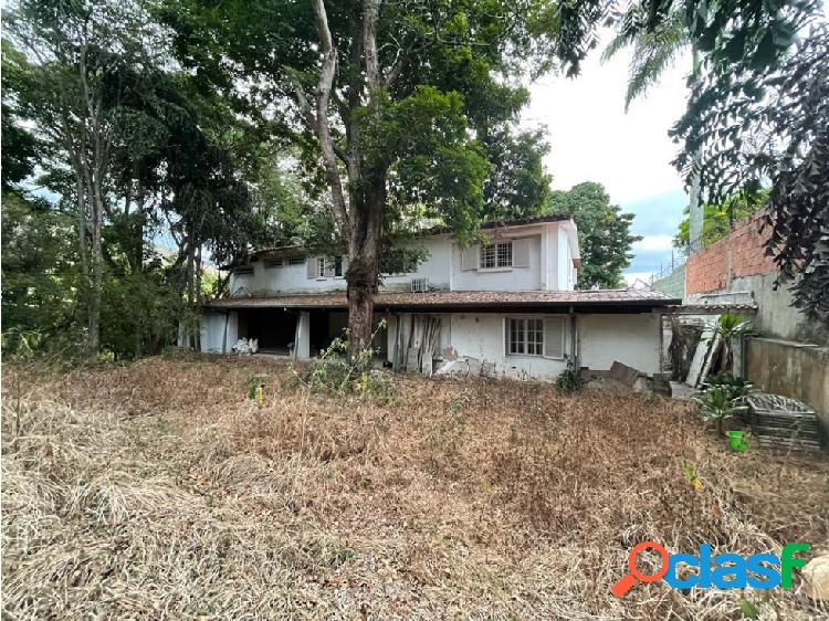 Se vende terreno 1750 m² en Los Chorros