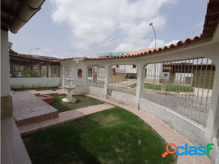 Venta Casa Club Hipico Trinitarias Barquisimeto Lara 22-8304