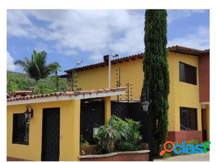 Venta de Town House en Urb. El Manantial, Naguanagua