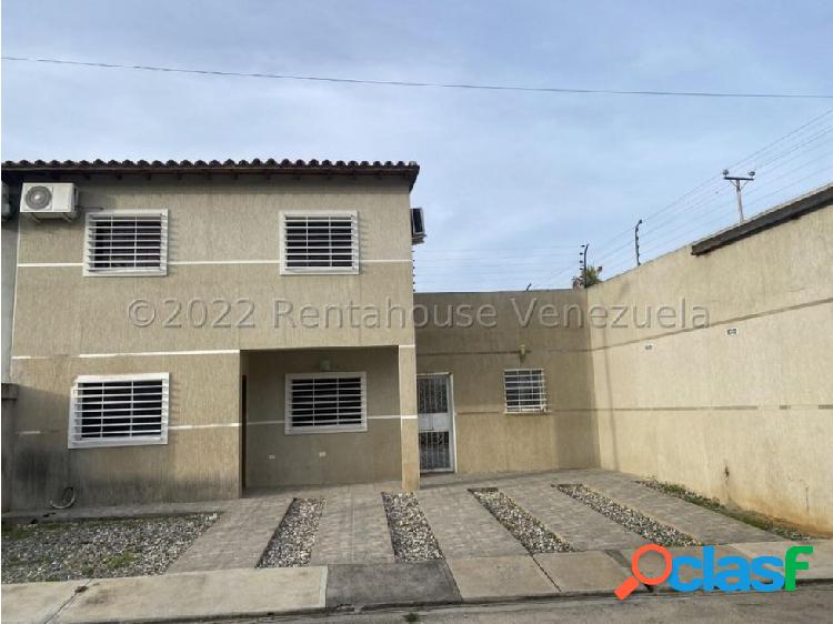 Casa en venta la Piedad Cabudare 22-27087 EA 0414-5266712