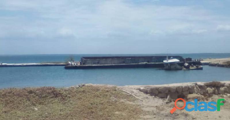 EN VENTA GABARRA 100% OPERATIVA Y FUNCIONAL
