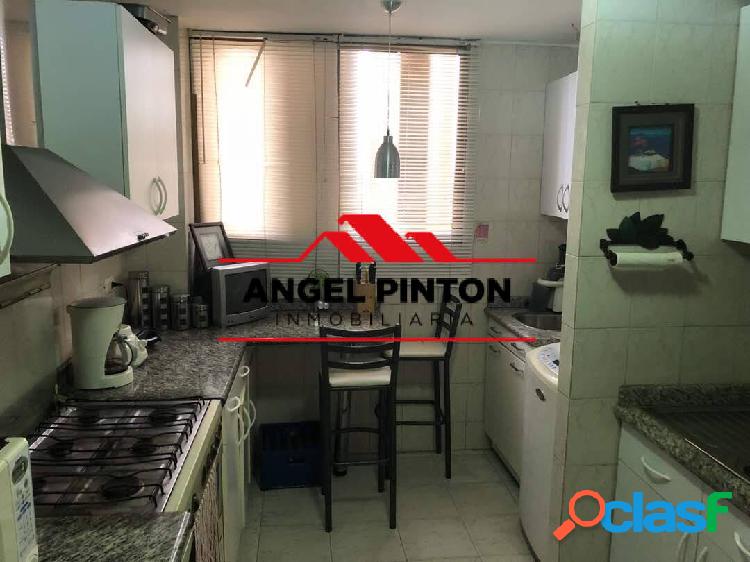 APARTAMENTO EN VENTA CIRCUNVALACION No. 1 MARACAIBO API 3109