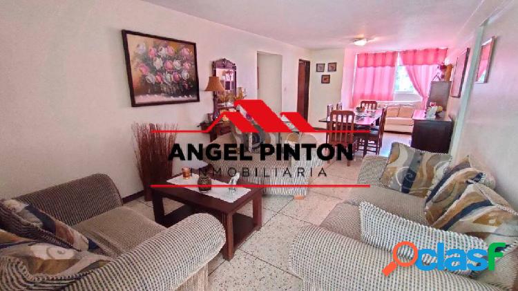 APARTAMENTO VENTA LA LAGO MARACAIBO API 2983