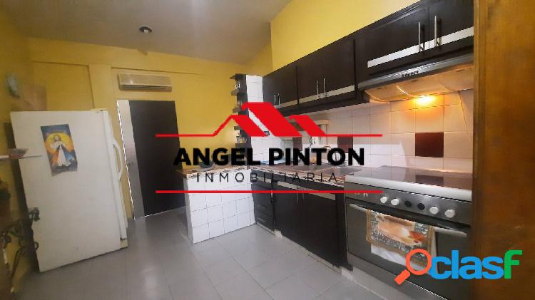 CASA EN VENTA EN LA POMONA MARACAIBO API 3103