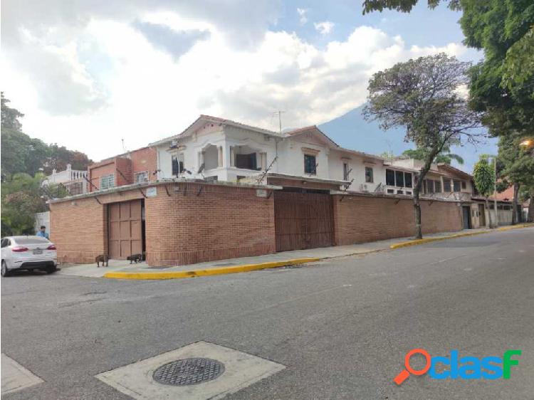 Casa en venta en Campo Claro ideal para uso comercial