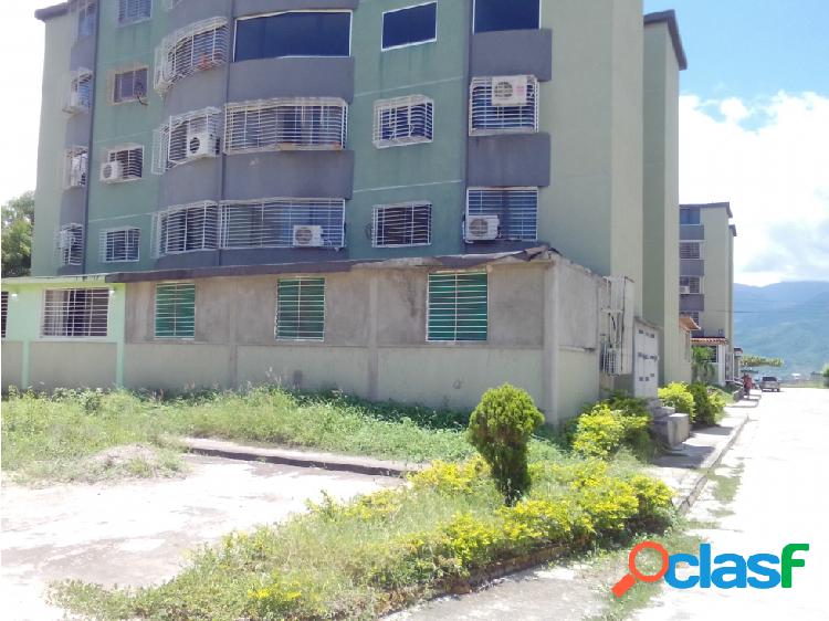 APARTAMENTO CONJUNTO RESIDENCIAL LA SABANA