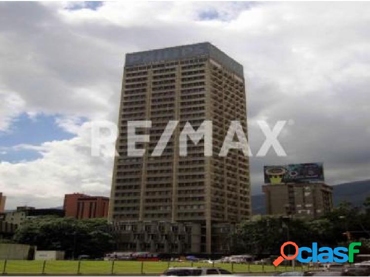 Amplia Oficina En Plaza Venezuela (Torre Phelp)