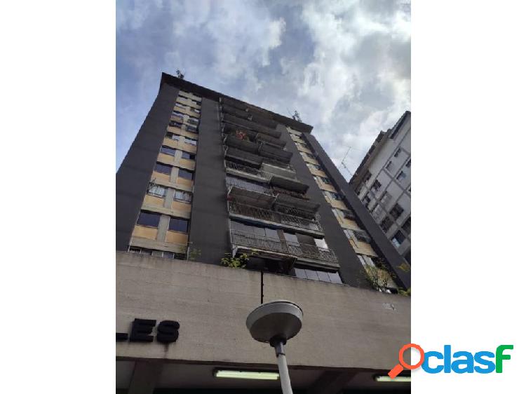 Apartamento Av Romulo Gallegos 110 m2 3 h/2b/1p remodelado