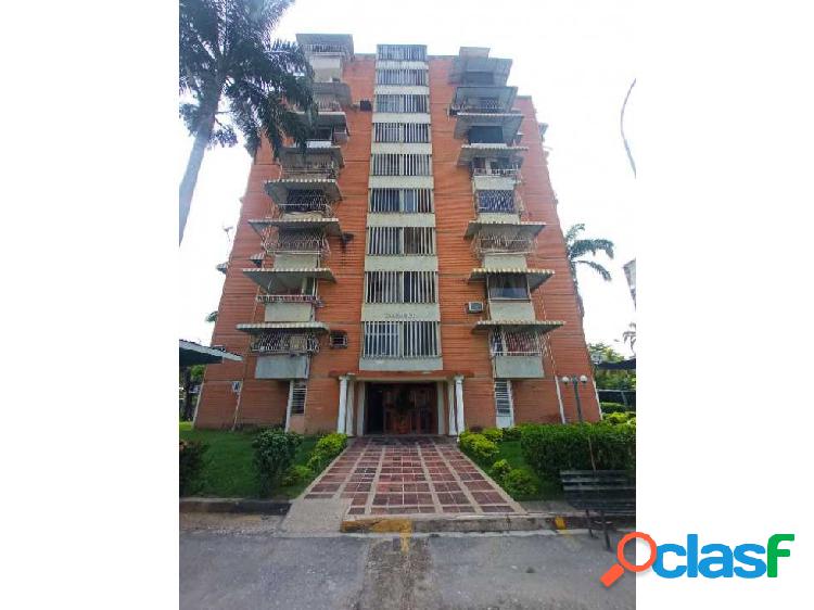 Apartamento amoblado impecable en San Jacinto, Maracay.