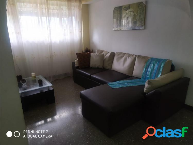 Apartamento en Caricuao UD4