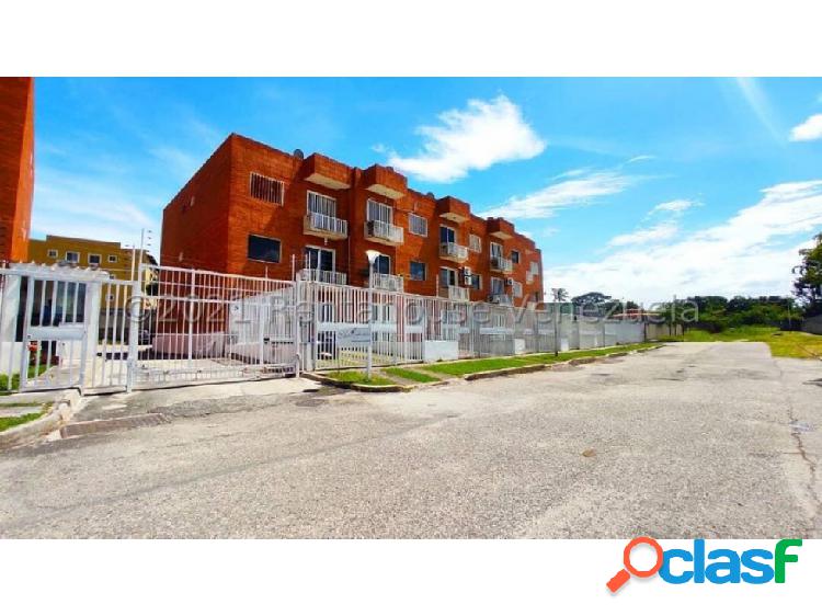 Apartamento en Venta Cabudare Centro Res. Maria 22-2931 AS-1