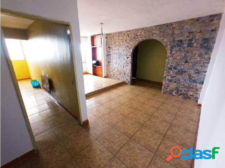 Apartamento en alquiler, torre Venaragua, Avenida Bolívar,