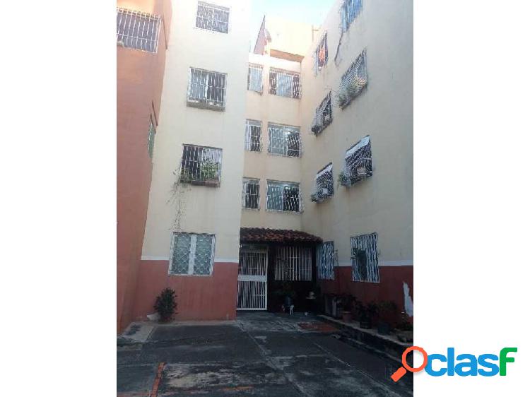 Apartamento en venta en Bararida al centro-este, excelente