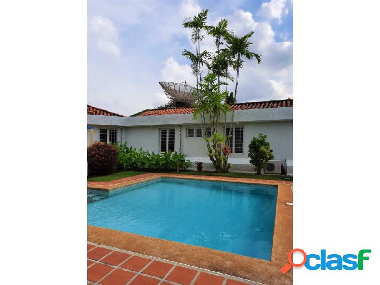 CASA DE UNA PLANTA EN VENTA, GUATAPARO COUNTRY CLUB