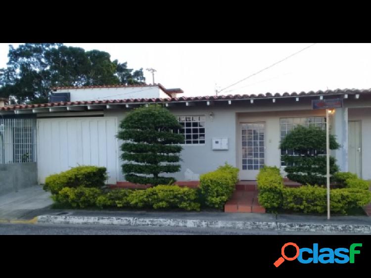 CASA EN VENTA URB VILLAS DEL VALLE CABUDARE