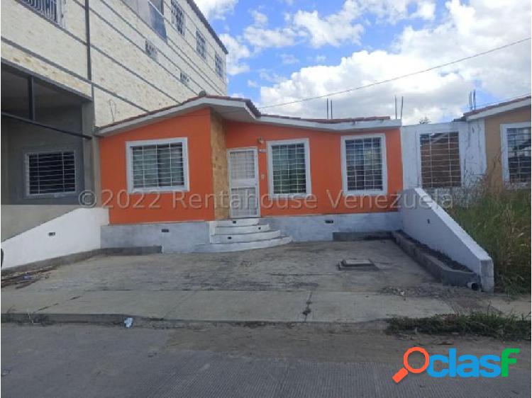 Casa en Venta Barquisimeto Urb. YUCATAN 22-21649 AS-1