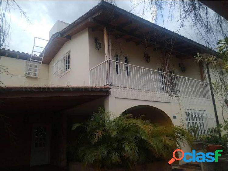 Casa en Venta en El Marques 20-7135 Odette Favrin