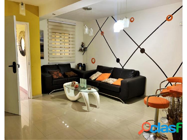 EXCELENTE TOWNHOUSE EN VENTA, MERIDA