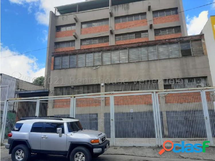 Edificio en venta en Boleita Sur 22-12296 Zoraida Sanchez