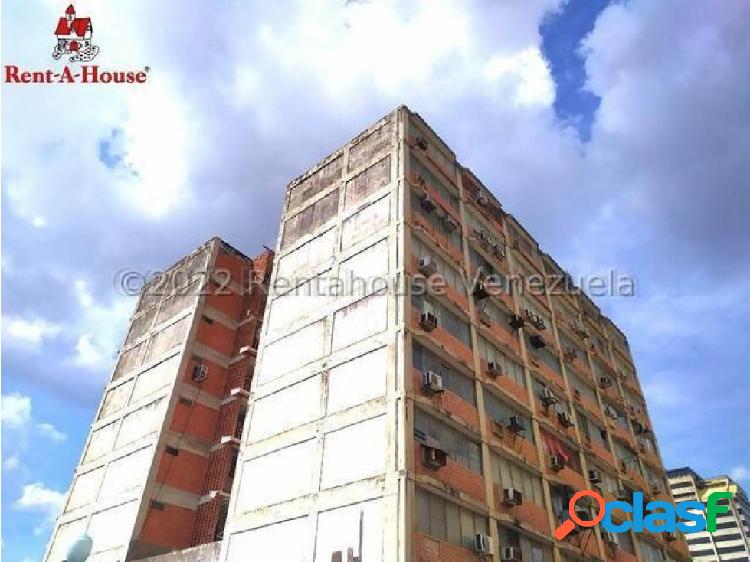 En Venta oficina en Centro, Barquisimeto RAH: 22-25815