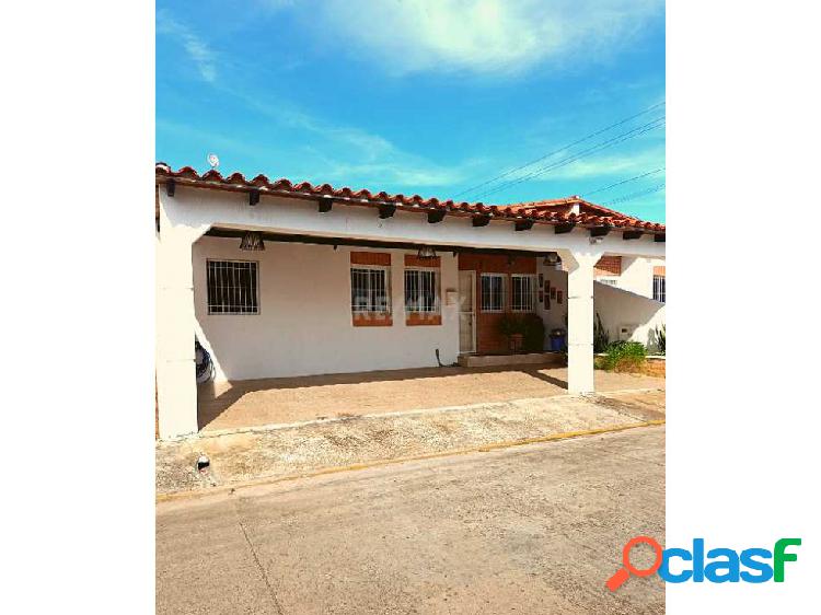 SE VENDE CASA EN AGUAMARINA, TIPURO, MATURÍN.